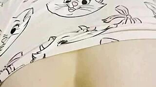 Step sis big ass wet after pouring water now fucked hard?