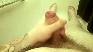 Amateur Dude Wanks Cock in Steamy Shower Bath