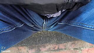 i accidentally peed my jeans in public outdoor spot today