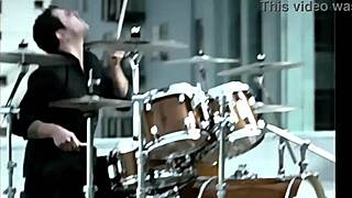 hey remember paralyzer by finger eleven that track always gets the party started right now