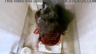 Desi horny bride aunt squirts monster cock in toilet