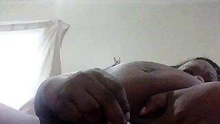 Desireemonia's new toy teases her squirting clit secrets.