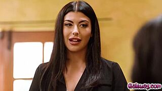 Gal Ritchie seduces boss Little Puck fingering pussy rimjob squirting office