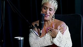 joana craves real prelims and women kisses on sheer red exhibition