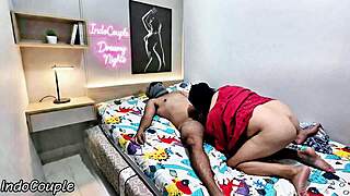 peeking on hijab sis bored then creampie her wet pussy happy