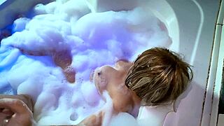 Mature Stepmom's Perfect Ass Takes Anal Ride In Steamy Jacuzzi