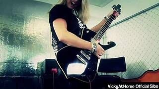 i tittyfuck boyfriend's big cock to massive facial