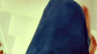 giantess maya traps tiny boy in her huge sweaty socks??