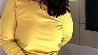 Bathroom Toy Fuck Gapes BBW Ass to Orgasm