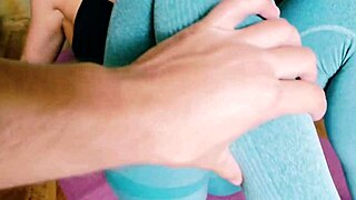 Fresh from gym i slid right into her tight pussy