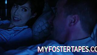 becky bandini welcomes judy jolie with big tits ride?