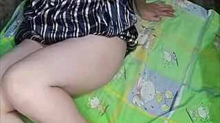 chindo girl teases boyfriend with steamy pussy closeups