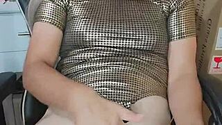 i try my transsexual vagina while masturbating intensely in private