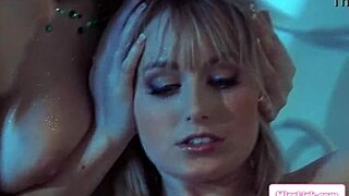 blonde brunette petite 18+ lesbian aliens 69 lick pussies finger asses in oral experiment