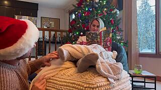 Santa Licks Wrinkled Milf Toes Sucking Feet Fetish Obsession