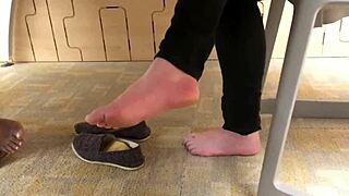 Hidden candid feet fetish closeups everywhere