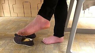 Hidden candid feet fetish closeups everywhere