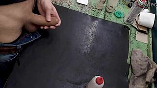 i'm masturbating on my workbench at work