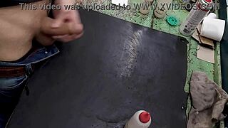 i'm masturbating on my workbench at work