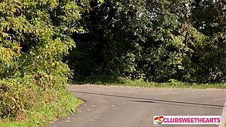 let me ride ya sporty 18yo dakota & alison!! so wettt...