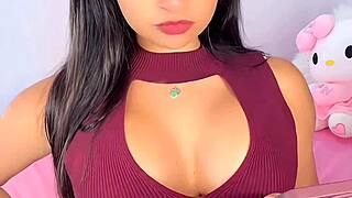 Gorgeous latina Emanuelly Raquel ignores your jerking with extreme dirty talk