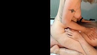 Riding Fuck Buddy Hard While Chatting Mummy On Phone!