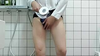 SHEMALE OFFICE LADY TING XUAN SHOWER SHOW BAREFOOT LEGS!