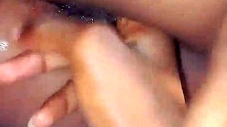 En-Chan Teaches Three Fingers Pussy Technique Closeup