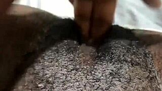Homemade Ebony Babe Plays Wet Pussy Solo