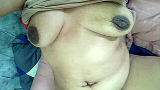 Step-mom's juicy pussy lips drip hungry for cock massage squirt 😏💦