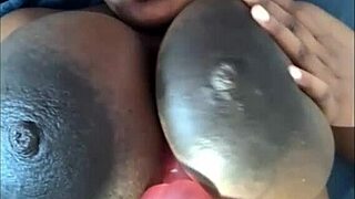 My huge natural tits while pregnant and curvy