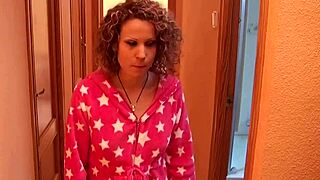 esmeralda fingers pussy while electrician next door
