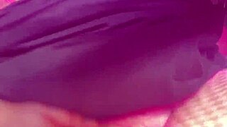 Hey watch me rub my big clit till I squirt hard for you