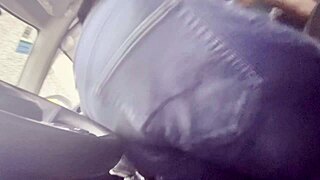 enjoy this homemade car ride with my juicy girlfriend sucking and riding tight