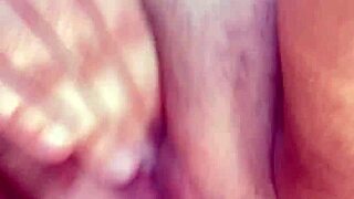 Hey watch me rub my big clit till I squirt hard for you