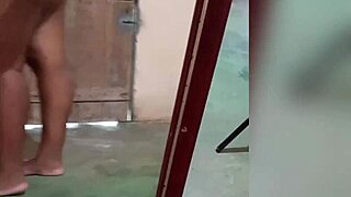 fogosa crente gordinha masturbates fat body with dildo toys