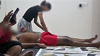 lady watches masseur deliver that sneaky happy ending!