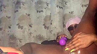 hey wanna see me get wild with toys? sexxxy squirting teen lights up friday night