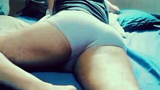 Hot dude cams wild private show!