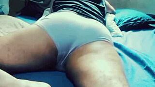 Hot dude cams wild private show!