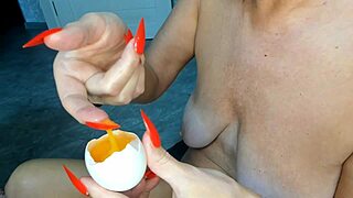 milf stuffs eggs in pussy for closeup biology insemination handjob creampie