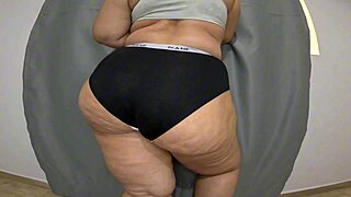 shaking my fat colombian ass cheeks pov sensual milf style