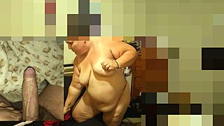 chubby housewife dildos juicy pussy squirting pierced nipples tribute