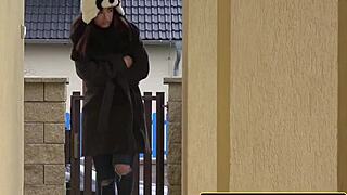 Hey homeless babe, wanna hardcore tub ride my monster cock now?