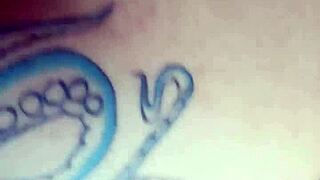 EXPLODE IN PUBLIC SEX WITH HOT LATINA MILF ON THE STREET!