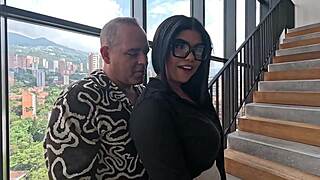 damn my big oiled latina ass tits makin deepthroat suck boss 😩🍑
