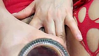 Colombian emo fat girl's huge wet pussy squirts creamy orgasm on coca cola bottle masturbation