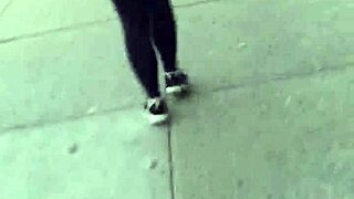 check out this short girl's phat juicy ass candid