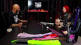 gosto tanto de apanhar dela, mas essa cena de xixi e cu me deu nojo de fetiche na rainbow witch vermelha transparente.