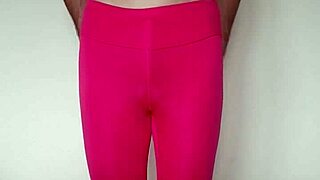 Close-Up Pink Leggings Workout Update - Misr4 Jul 20